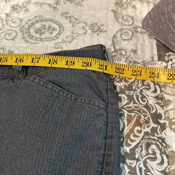 LEE Riders - Picture 4 of 9